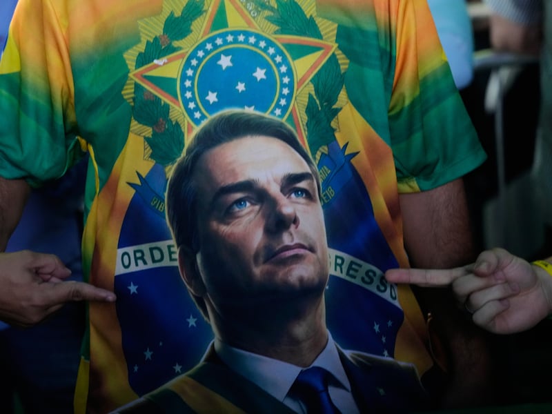 Le orme del padre, la carriera politica, l’asse con Trump