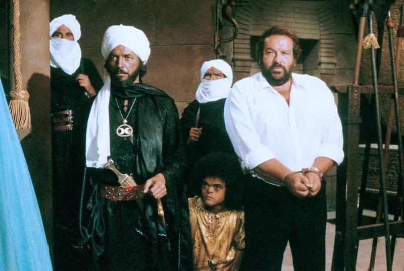 Angelo Infanti e Bud Spencer in una scena del film "Piedone d'Egitto" (1980)