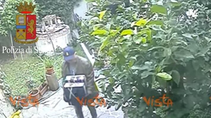 Arrestati quattro finti finanzieri specializzati in rapine