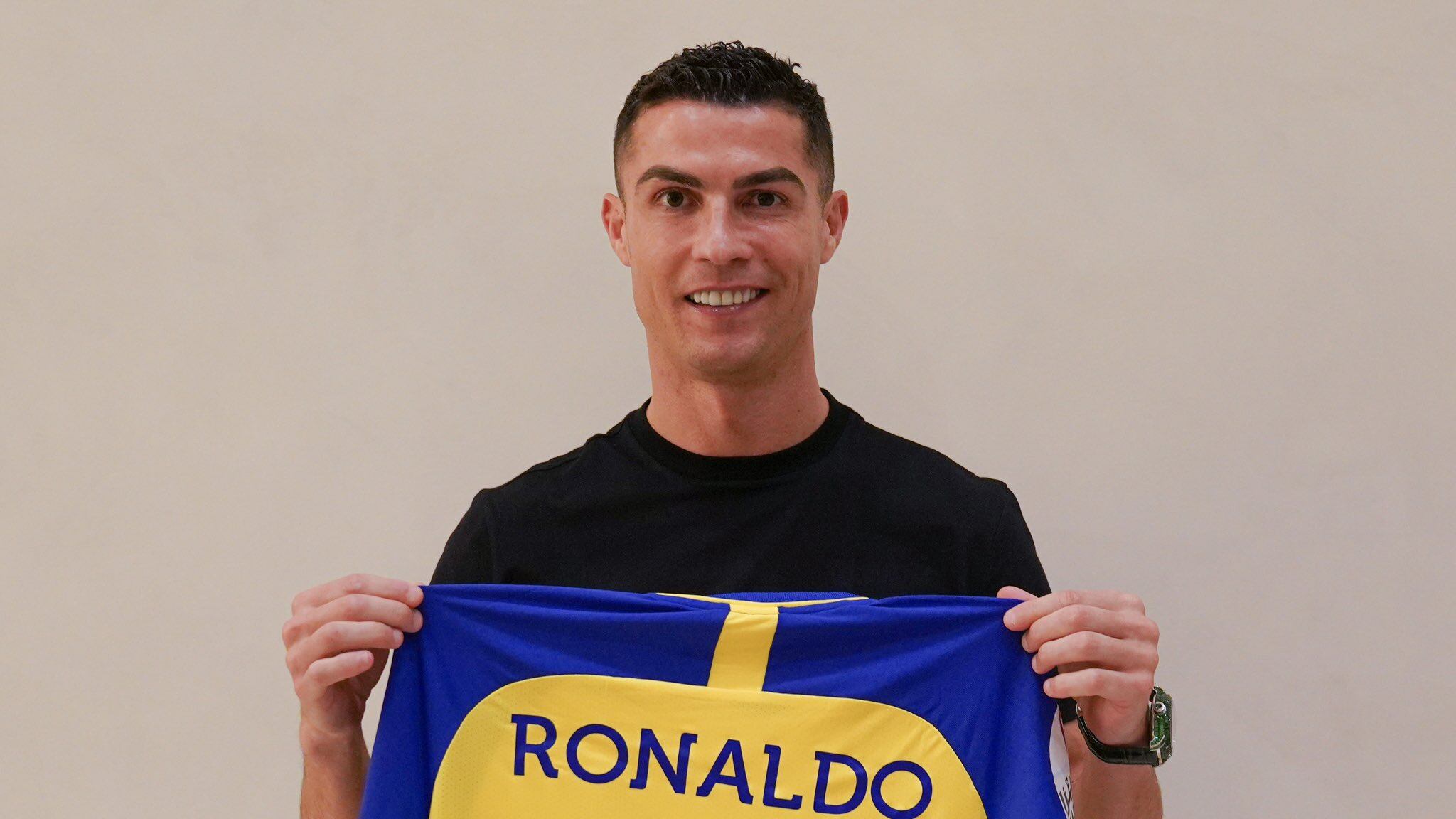 L'incontro nel deserto. Gli "sceicchi". CR7-Messi all'ultima sfida (per ora)