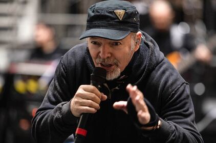 Vasco Rossi prove generali con i fan  5