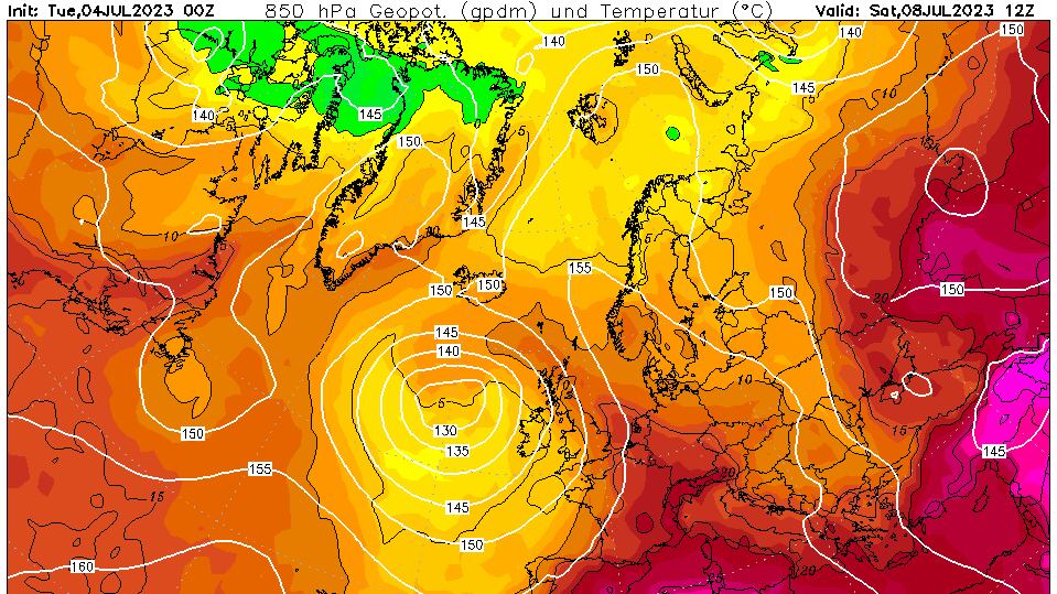 Caldo africano feroce, picchi oltre i 40°C: cosa accade al meteo