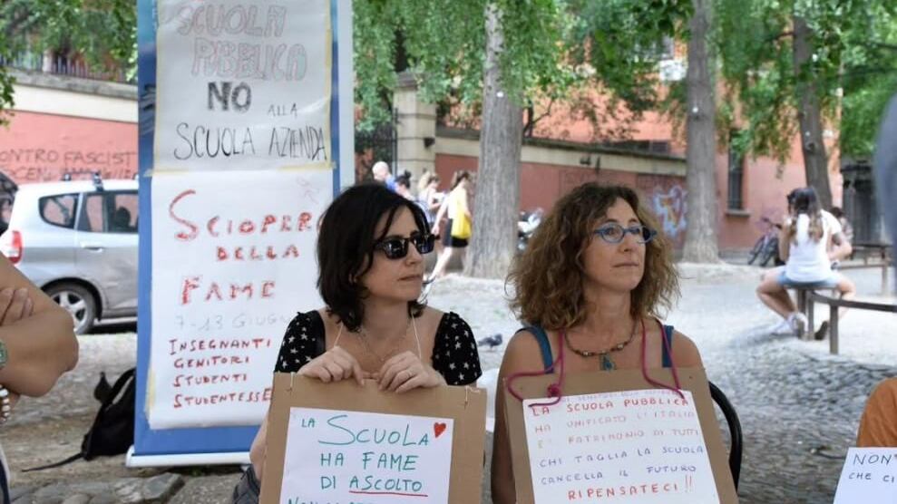 Bologna, sciopero della fame contro la "Buona Scuola"