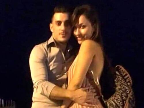 Torino, ammazza la moglie, lascia la figlia al collega: poi si toglie la vita