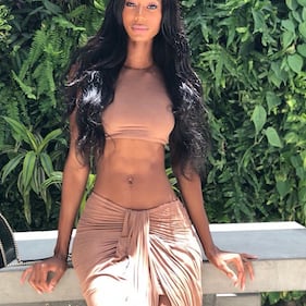 La calda estate di Jazzma Kendrick: le foto dell'ex fiamma di Bobo Vieri 3