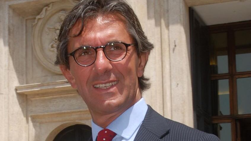 «3» punta 300 milioni sui super-cellulari 4G