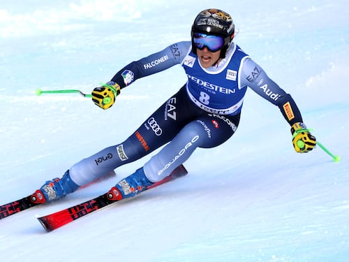 Sci, meravigliosa Brignone: trionfa nel SuperG in Val d'Isere. Terza Goggia