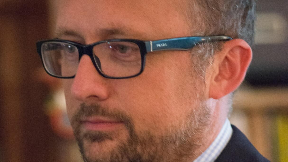 La vera eleganza del gentleman parte dalle stoffe