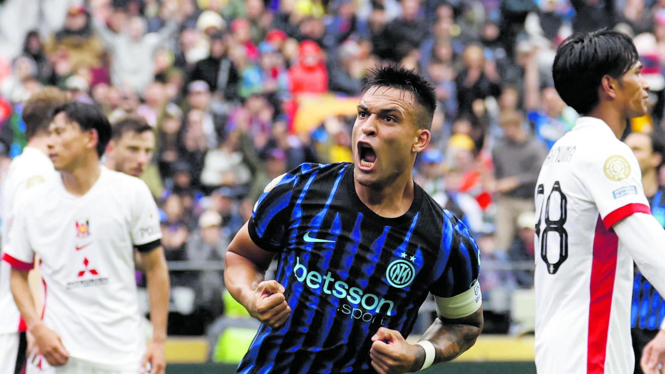 Una magia di Lautaro sveglia l'Inter. La rimonta evita l'harakiri Mondiale