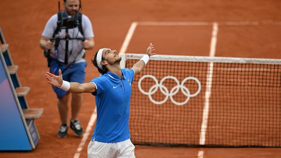 Lorenzo sei Magnifico: la vittoria su Aliassime vale il bronzo