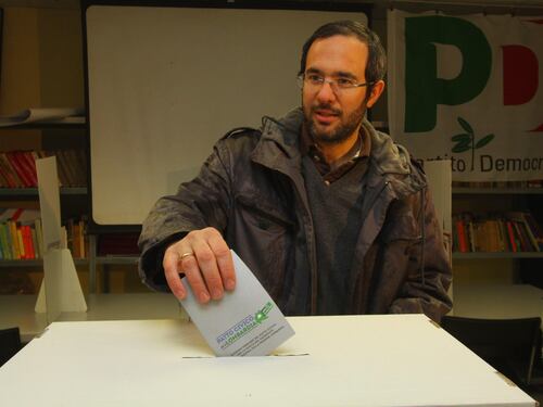 Lombardia, primarie centrosinistra: Ambrosoli in testa