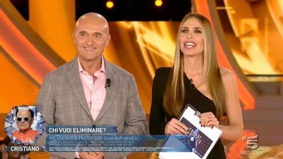 Gf Vip, Ilary Blasi: "Nella prossima edizione vorrei il padre di Belen"