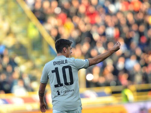 La Juventus passa a Bologna con Dybala. Il Napoli risponde: 4-0 al Parma