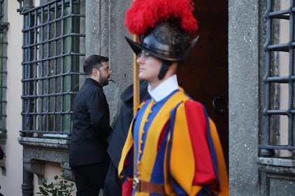 Zelensky a Castel Gandolfo: le foto 3