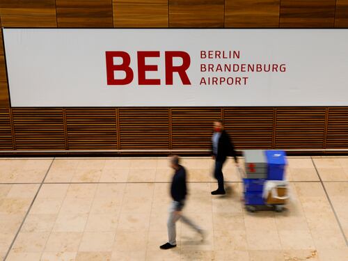Il piano dell'Ue per il turismo. Berlino, "libertà" ai vaccinati