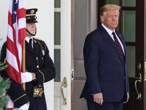 "Ha finanziato Biden". Bufera sul giudice che indaga Trump