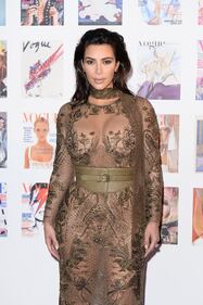 Kim Kardashian, seno e perizoma in mostra su Instagram 5