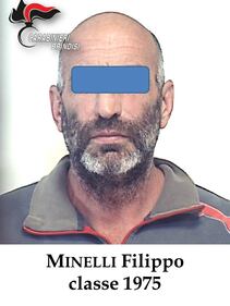 Brindisi, le foto degli arrestati e di droga e armi 2