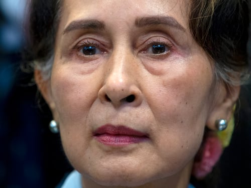 La Nobel San Suu Kyi agli arresti domiciliari dopo 5 anni di carcere
