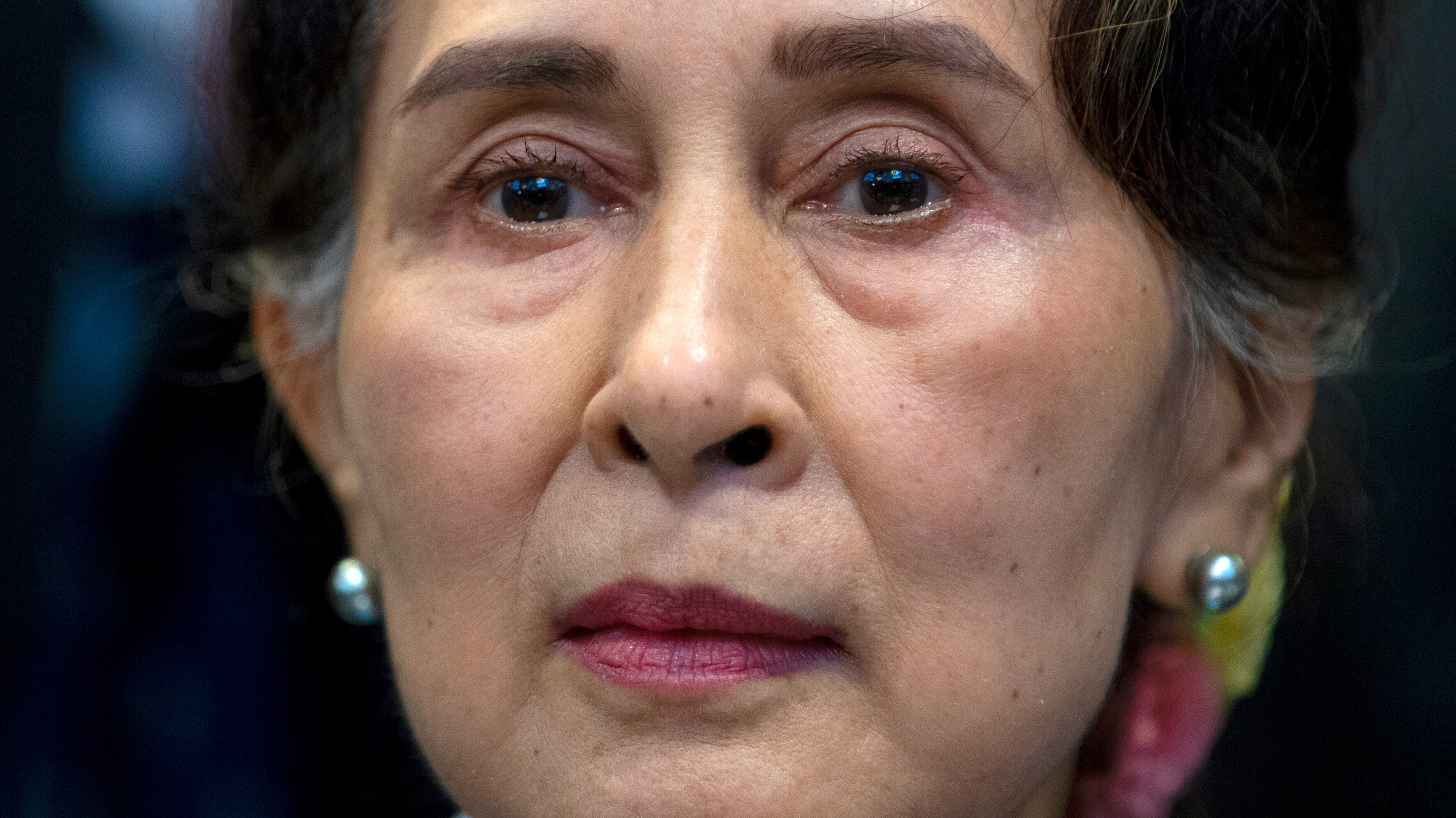 La Nobel San Suu Kyi agli arresti domiciliari dopo 5 anni di carcere