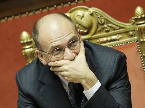 Letta allontana il rimpasto ma vuole la testa dei forzisti: "Mi aspetto le loro dimissioni"