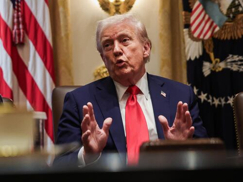 Trump esulta: "Pace durevole". In Israele discorso alla Knesset