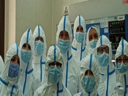 Il "faccia a faccia" con il virus "Così abbiamo isolato Covid"