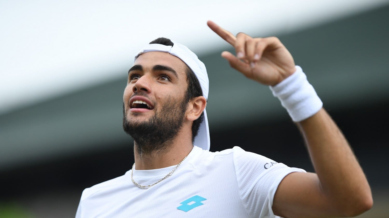 Wimbledon, Berrettini vince la maratona con Schwartzman. Agli ottavi c'è Federer