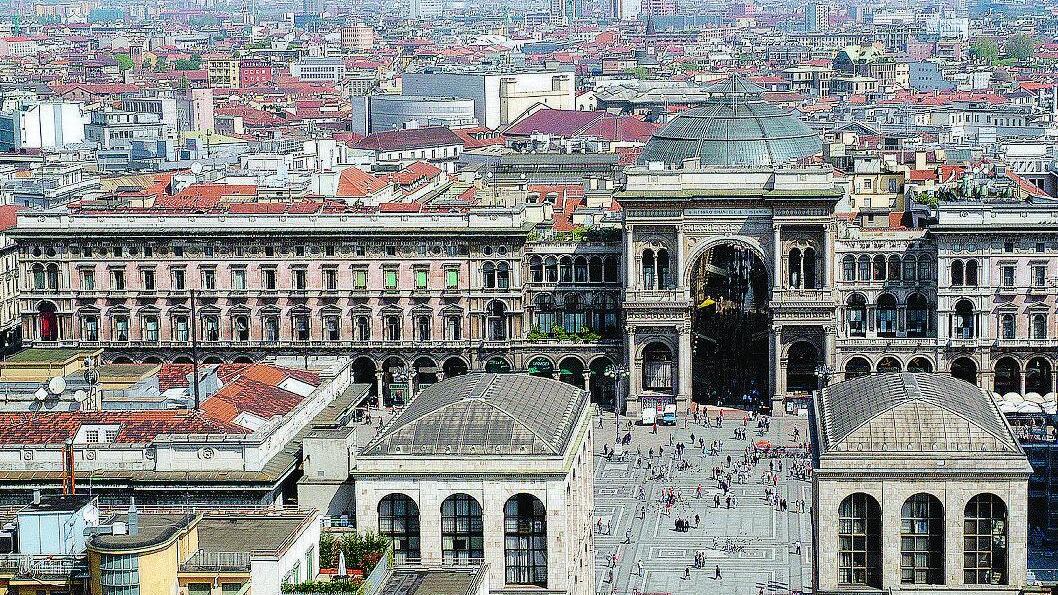 Il super hotel si compra la vista Duomo