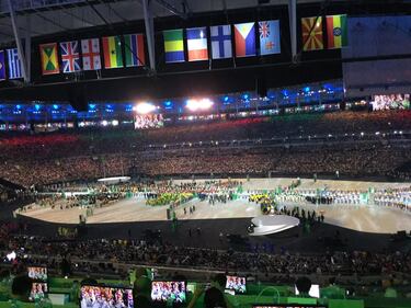 Luci, colori e suoni al Maracanà 1