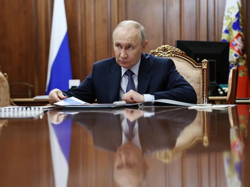 Putin chiama i russi al voto. “Unità con i nostri soldati”