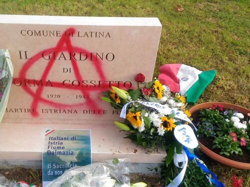 Ripristinata la targa a Norma Cossetto: era stata vandalizzata con la vernice