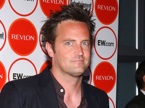 L'alcol e il Vicodin, le dipendenze di Matthew Perry: "Era come il paradiso"