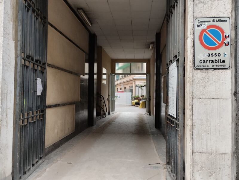 Una palazzina è crollata nella notte in zona Porta Romana a Milano 4