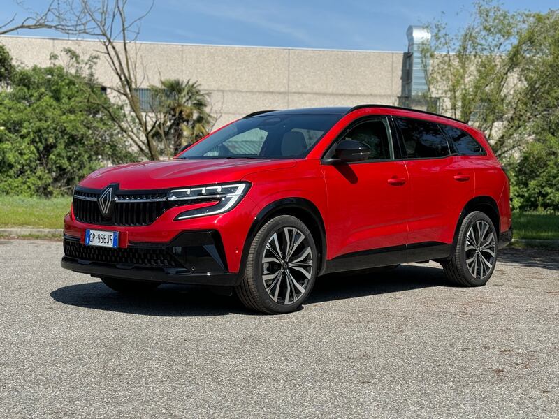 Renault Espace E-Tech 2024: guarda la gallery del nuovo suv ibrido super spazioso 15