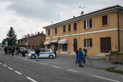 Budrio, il bar assaltato dal ladro 15