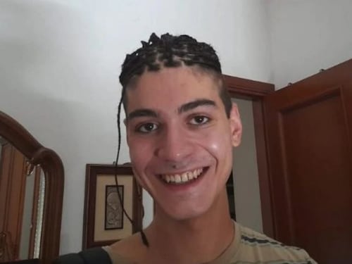 Giovane annegato con un peso alle caviglie: l'ipotesi del rituale