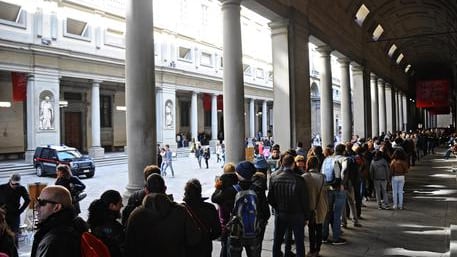 Gli Uffizi come Malpensa: metal detector e controlli