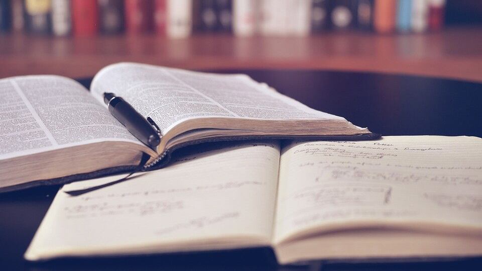Leggere e scrivere contro la demenza senile