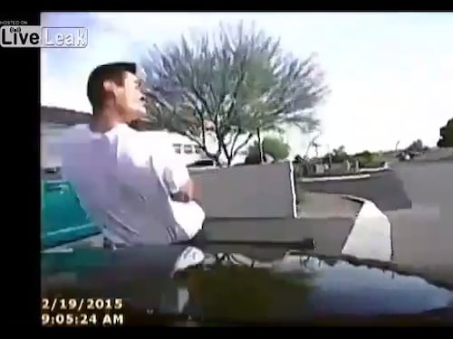 Usa, altro video choc: pregiudicato travolta dall'auto della polizia