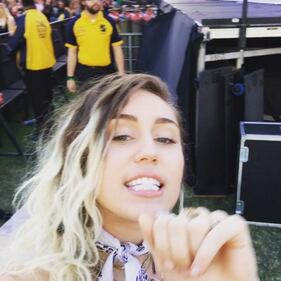 Miley Cyrus e Alicia Keys, sexy senza trucco 11