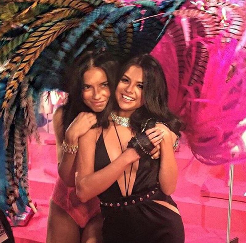 Selena Gomez sempre più sexy 7