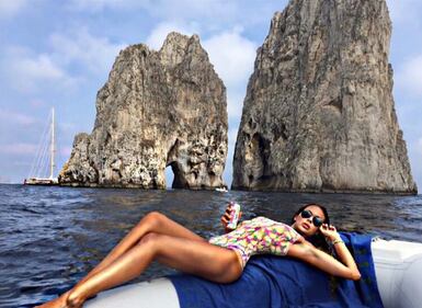 Sotto il vestito niente: Sarah Nile hot su Instagram 31