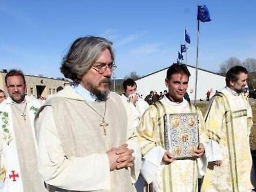 La Chiesa ortodossa italiana: "Ecco come stanno le cose con Meluzzi"