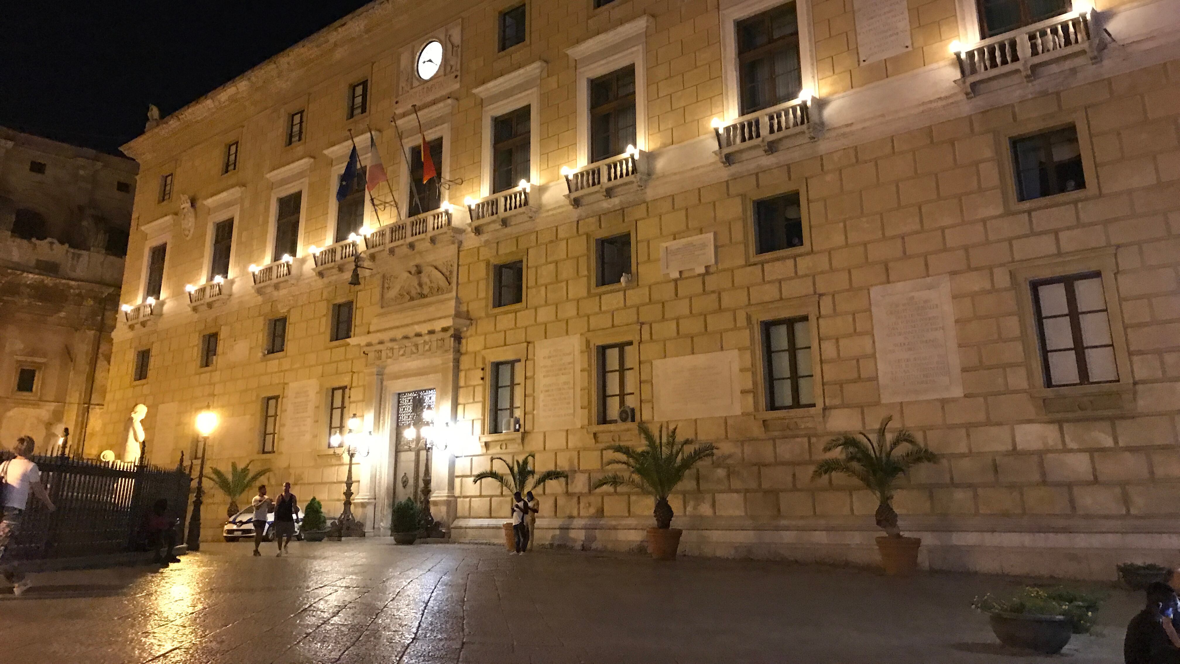 Palermo, arrivate sei proposte per acquistare il club