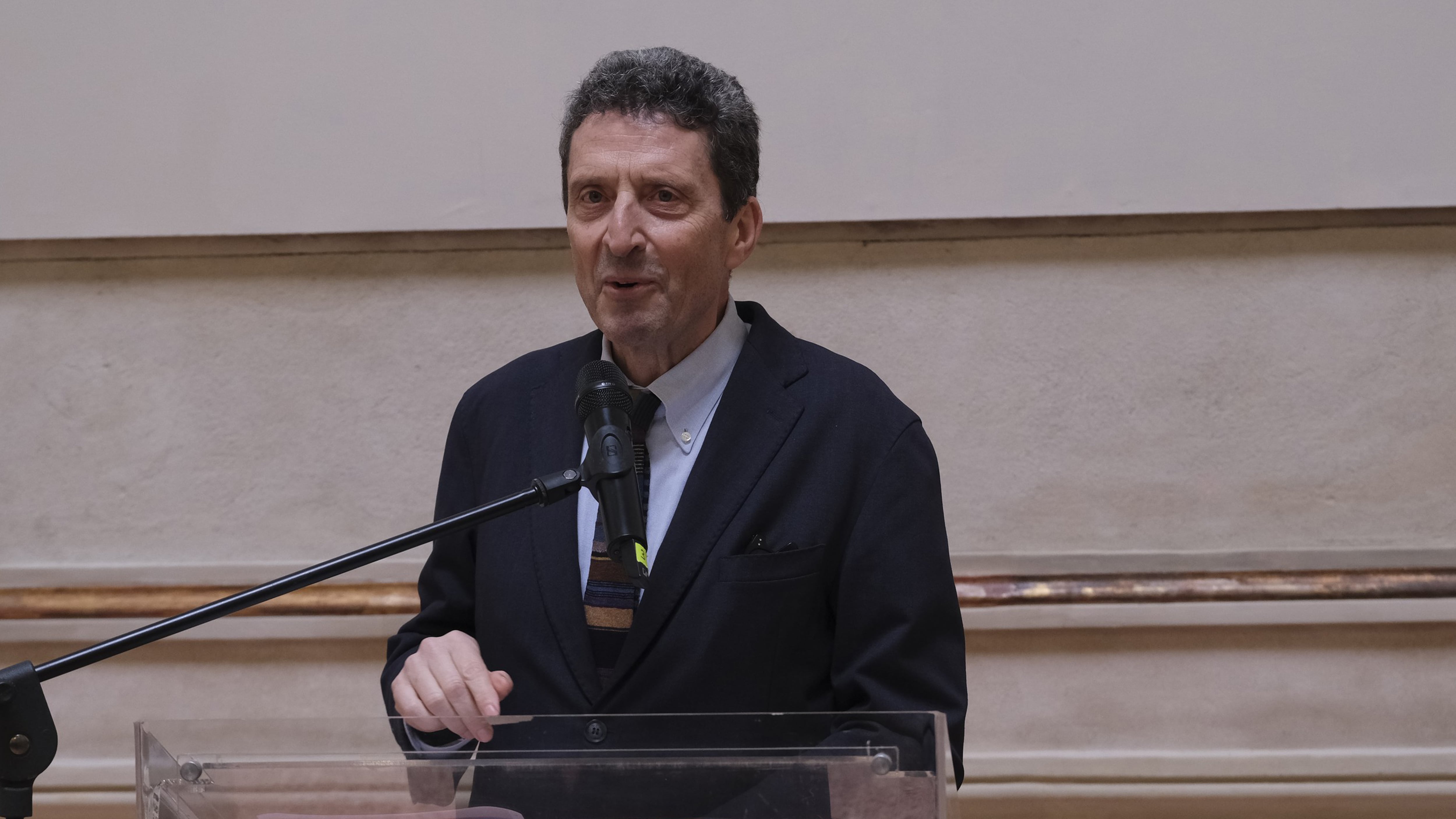 Altro capitolo del caso Biennale: Buttafuoco sparisce dai palinsesti Rai