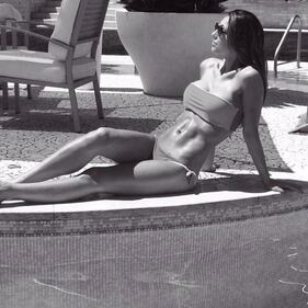 Anna Tatangelo sexy in bikini: foto 11