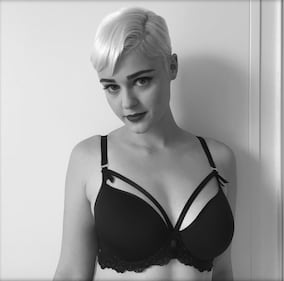 Dita von Teese lancia la sua lingerie 12