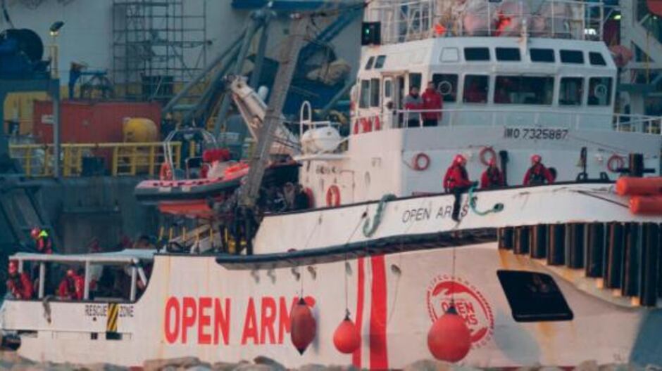 Salvini ancora nei guai per il no alla Open Arms: "Ma io non mollerò mai"