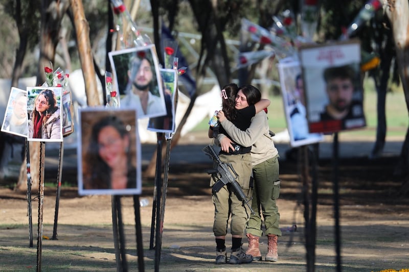 I volti delle vittime del 7 ottobre. Ecco il memoriale in loro memoria 4